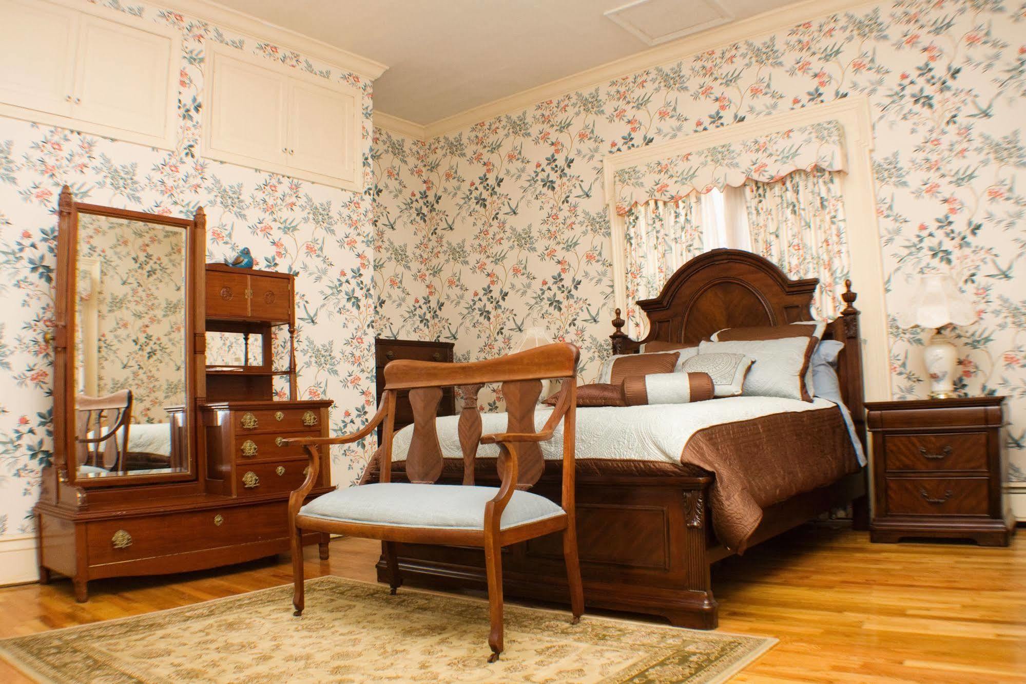 Silver Heart Inn & Cottages Independence Esterno foto